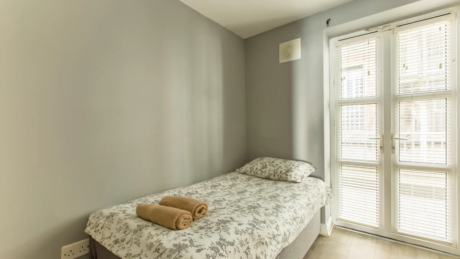 Modern Elegant Central Apt With Parking Dublin Apartamento